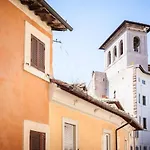 Piazza Navona White Penthouse